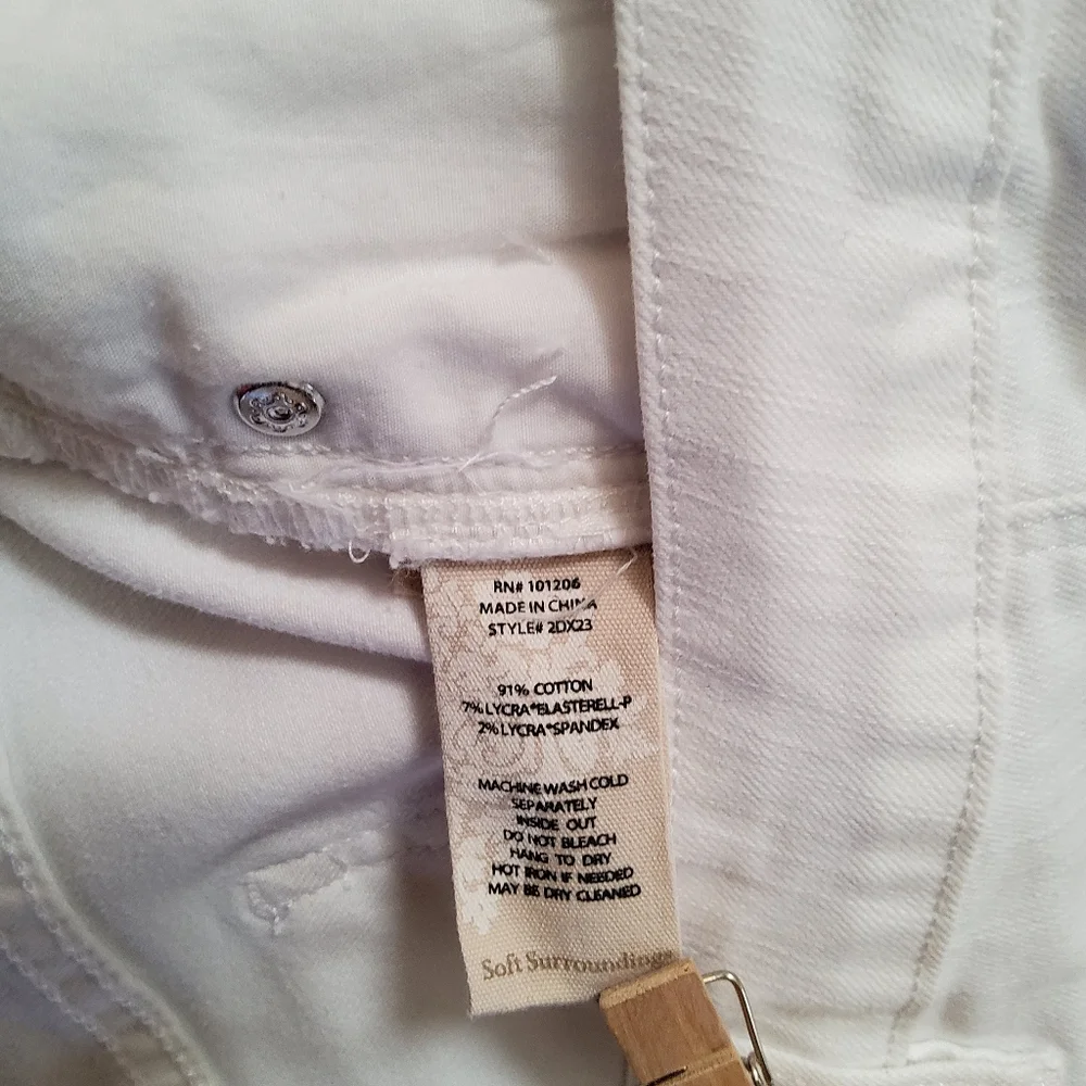 New Soft Surroundings White Capri Bermuda Jean Shorts Pants Size 18 - Picture 7 of 7